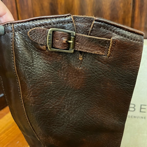 Frye. 7 Women's Veronica Tall Slouch Boot - Picture 6 of 16